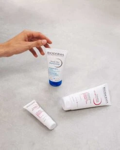Bioderma CREALINE DS+ - Gel Moussant Nettoyant Apaisant Et Assainissant - Peaux Sensibles, 200ml -Bioderma crealine dsplus gel moussant t200ml 3401397240302