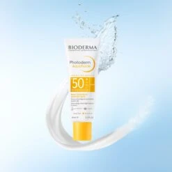 Bioderma PHOTODERM - Aquafluide Solaire Invisible SPF50+ - Visage - Peaux Sensibles, 40ml 17 Bioderma PHOTODERM - Aquafluide Solaire Invisible SPF50+ - Visage - Peaux Sensibles, 40ml -Bioderma phb730 1 1